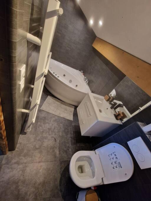 Cocon Tout Confort Spa Privatif Mieussy Exterior photo
